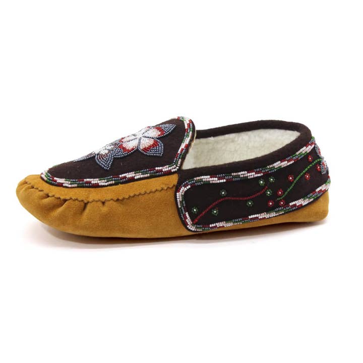 OnlyViking - Wholesale Flats/Loafers - Women's - Moccasins Handmade beaded moccasins with Intricate bead-work2