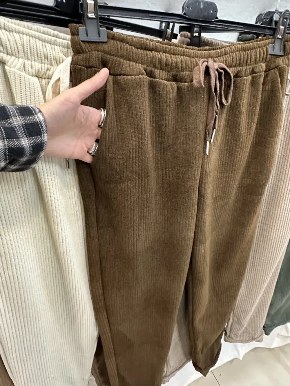 Mimi & Gogo - Wholesale Pants - Women's - Corduroy pants @7940_JoggVelours5