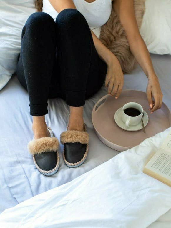 ONAIE - Wholesale Slippers - Women's - Dark Sheepskin Mule Slippers0