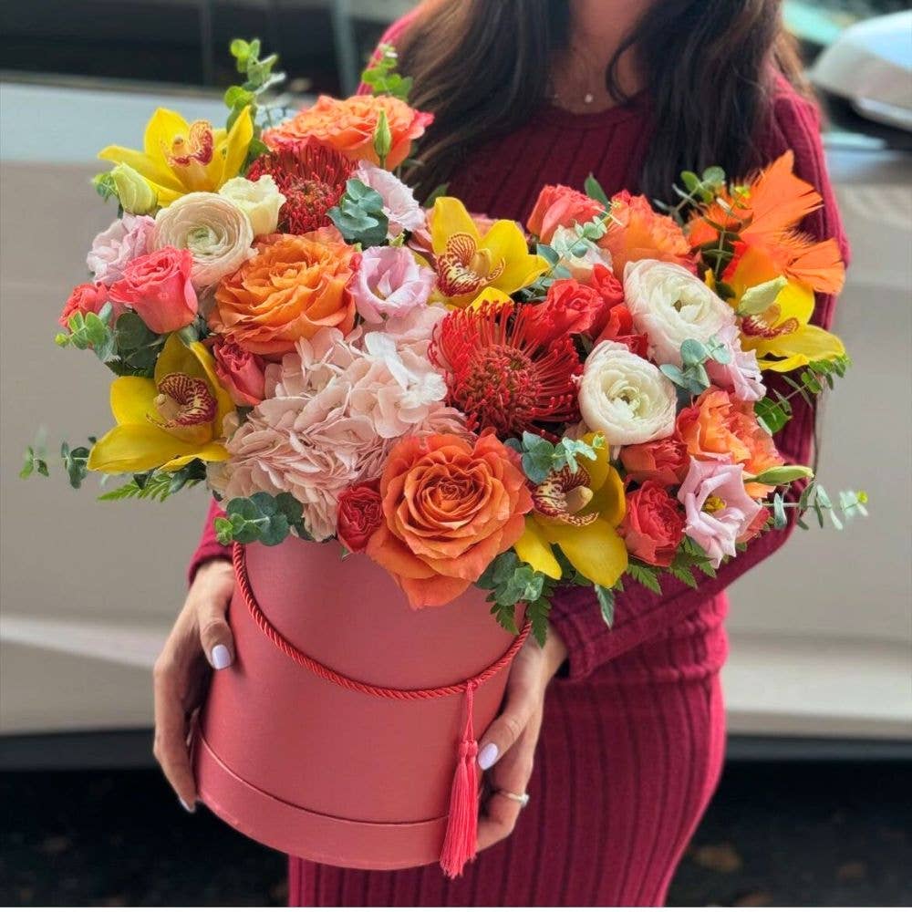 UNIKPACKAGING – wholesale Gift box – Set of 3 Round Flower/Gift Boxes with Tassel Detail10