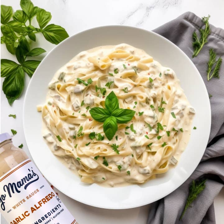 Yo Mama's Foods - Wholesale Sauce - Roasted Garlic Alfredo3
