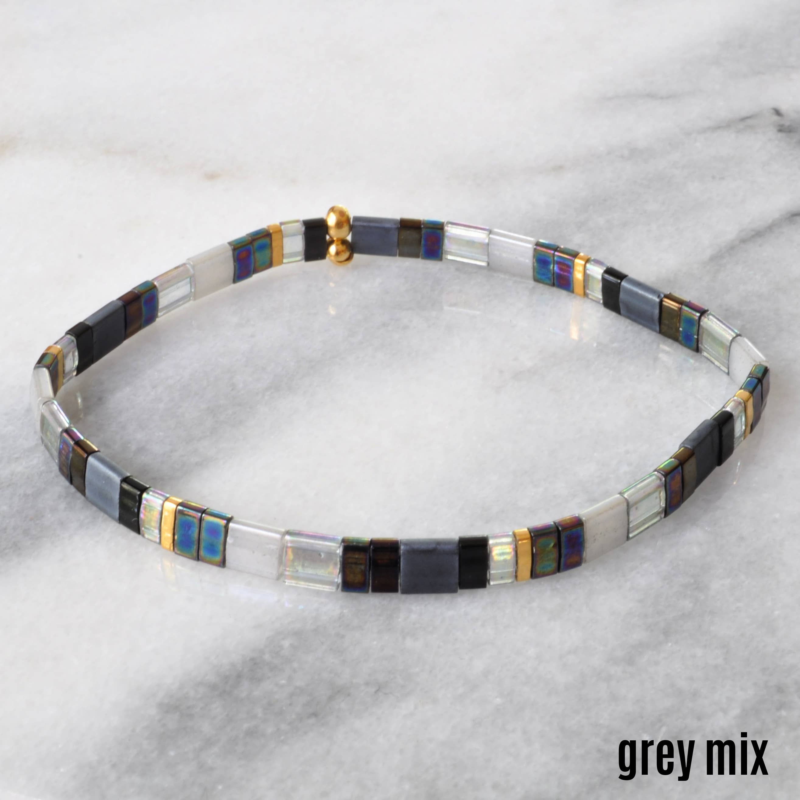 Libby & Smee – Großhandel Perlenarmband – Stapelbare Stretch-Fliesen-Armbänder23