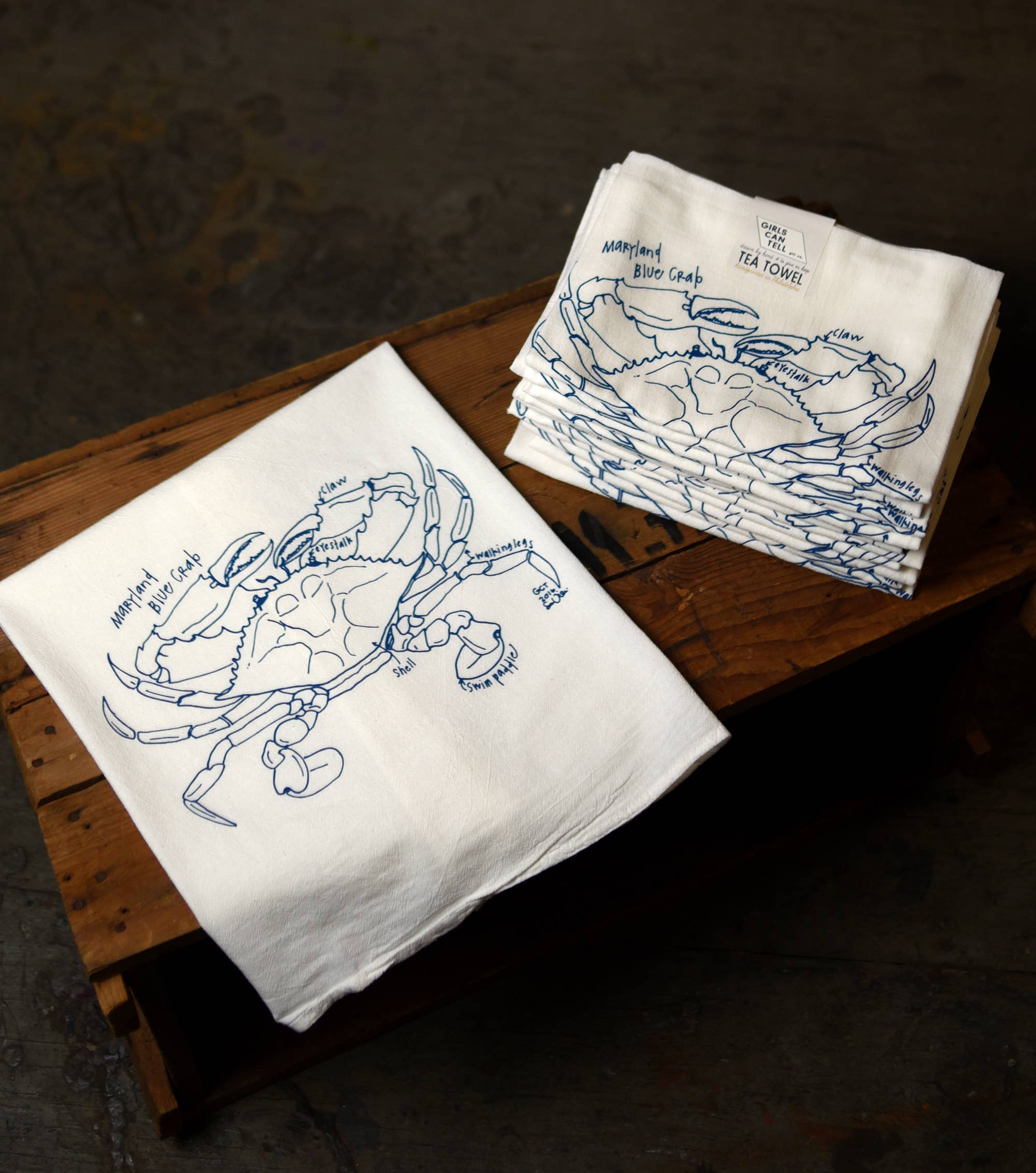 Girls Can Tell - Wholesale Tea Towel - Maryland Blue Crab Tea Towel | kitchen | flour sack | dish2