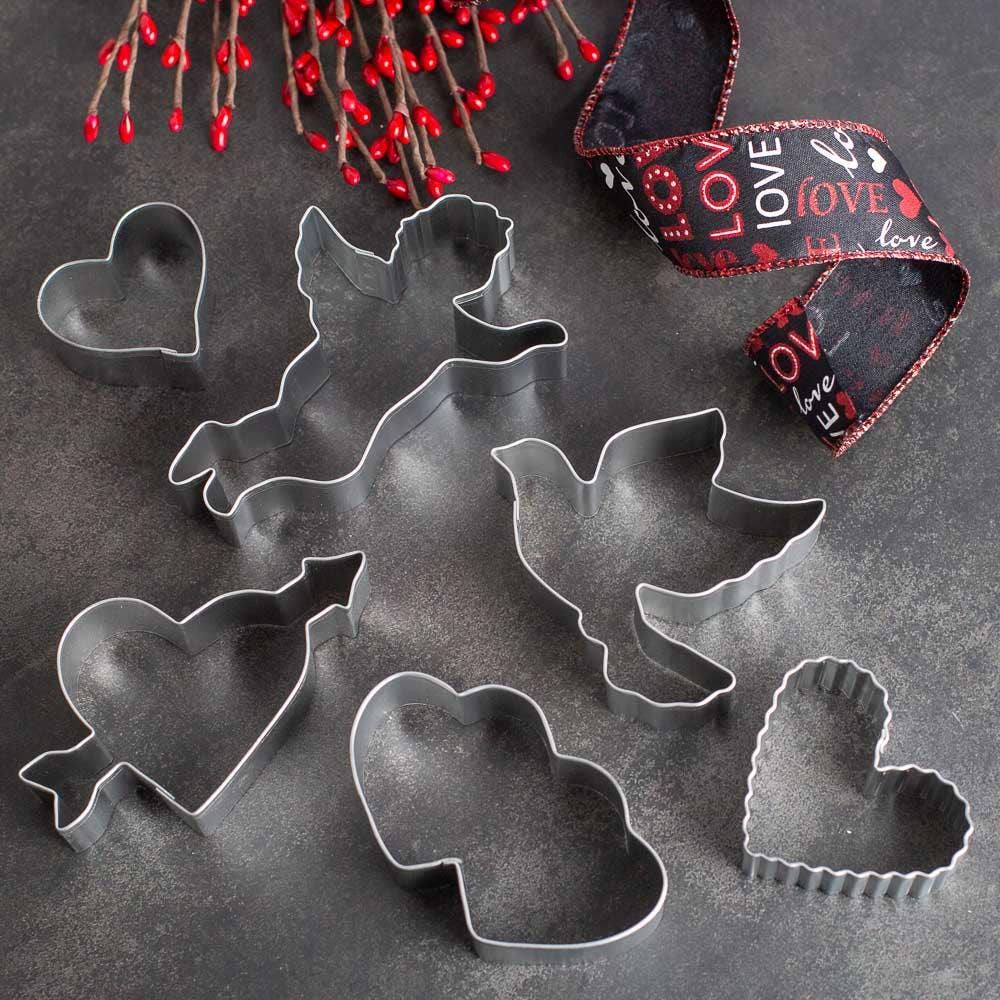 Factory Direct Craft - Wholesale Cookie Cutter - Valentine's Day 6-Piece Metal Cookie Cutter Set 3