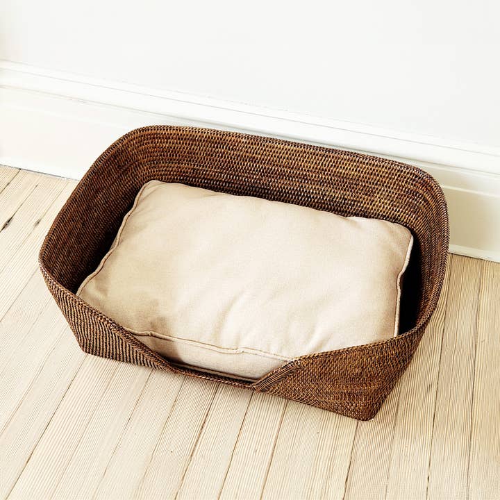 Matahari - Wholesale Pet Bed - Dog - Mandalay Dog Bed with Cushion - AB 26x19x9" or 30X23X11"1