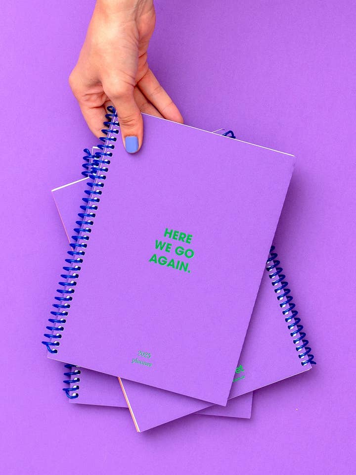 2025 - Allá Vamos de Nuevo - Púrpura para venta al por mayor de Paper Street