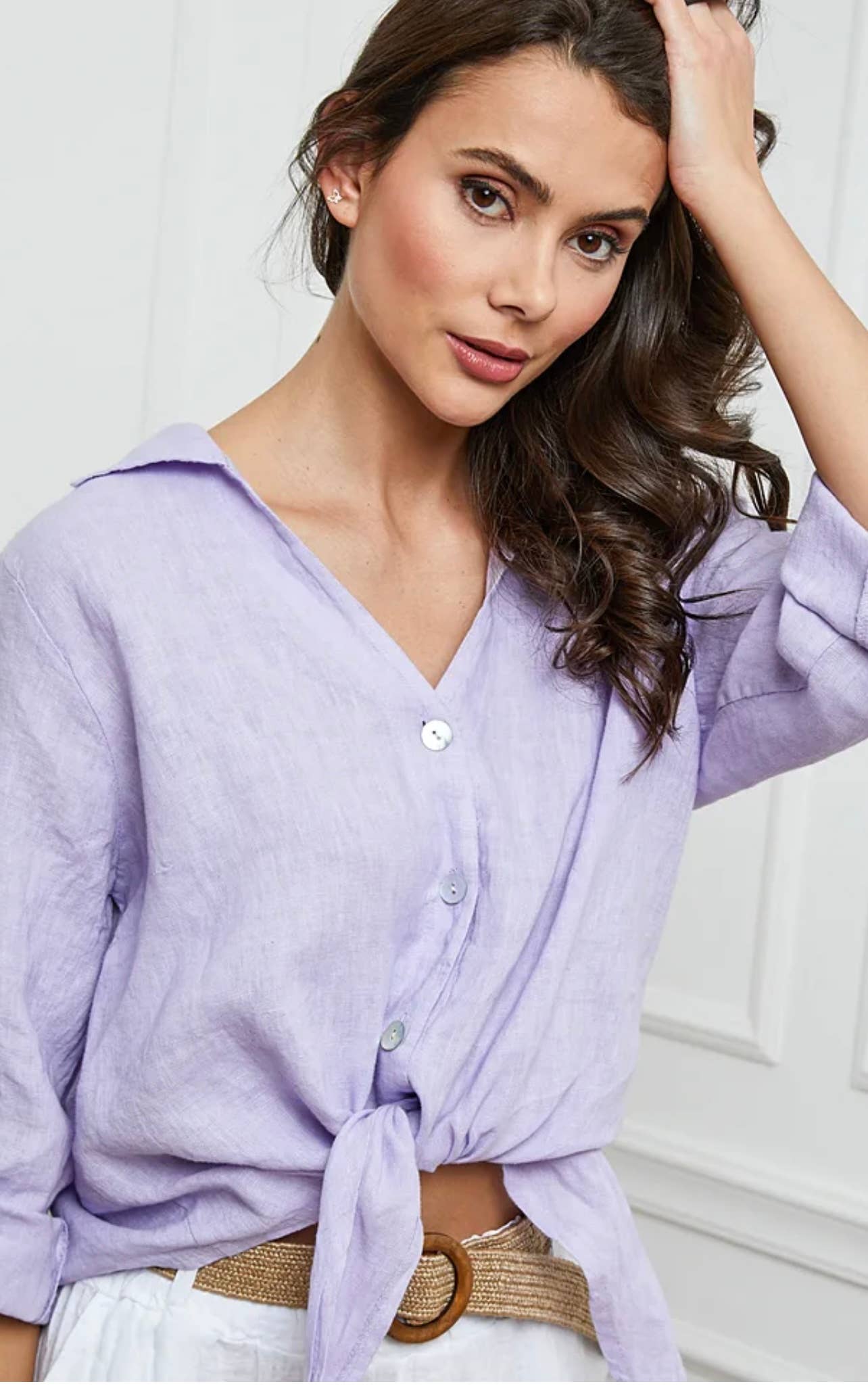 LÉA & LUC - Venta al por mayor Camisa con botones - Mujer - Camisas anudadas a la cintura en 100% lino REF. 220224