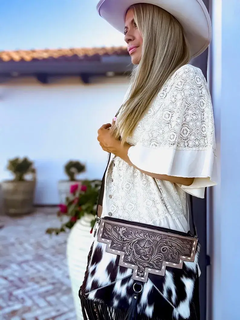 Boho Ranch Shop - Wholesale Crossbody Bag - Women's - DIXIE CROSSBODY cowhide Western Tooled Leather fringe purse5