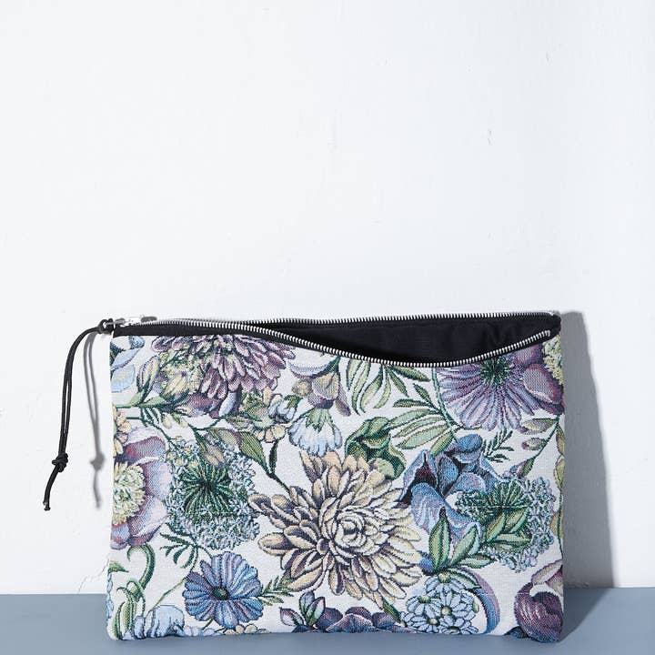 Eturel Madrid - Wholesale Laptop/Tablet Case - Women's - Blue floral jacquard fabric computer cover1