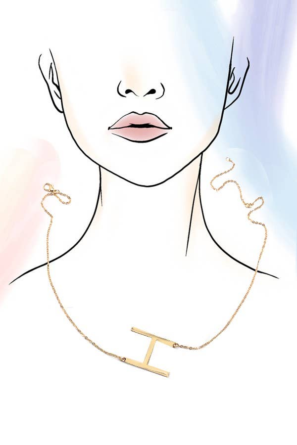 JOSSLYN by wall to wall - Vente Colliers à pendentif - Collier personnalisé avec grande initiale en position horizontale3