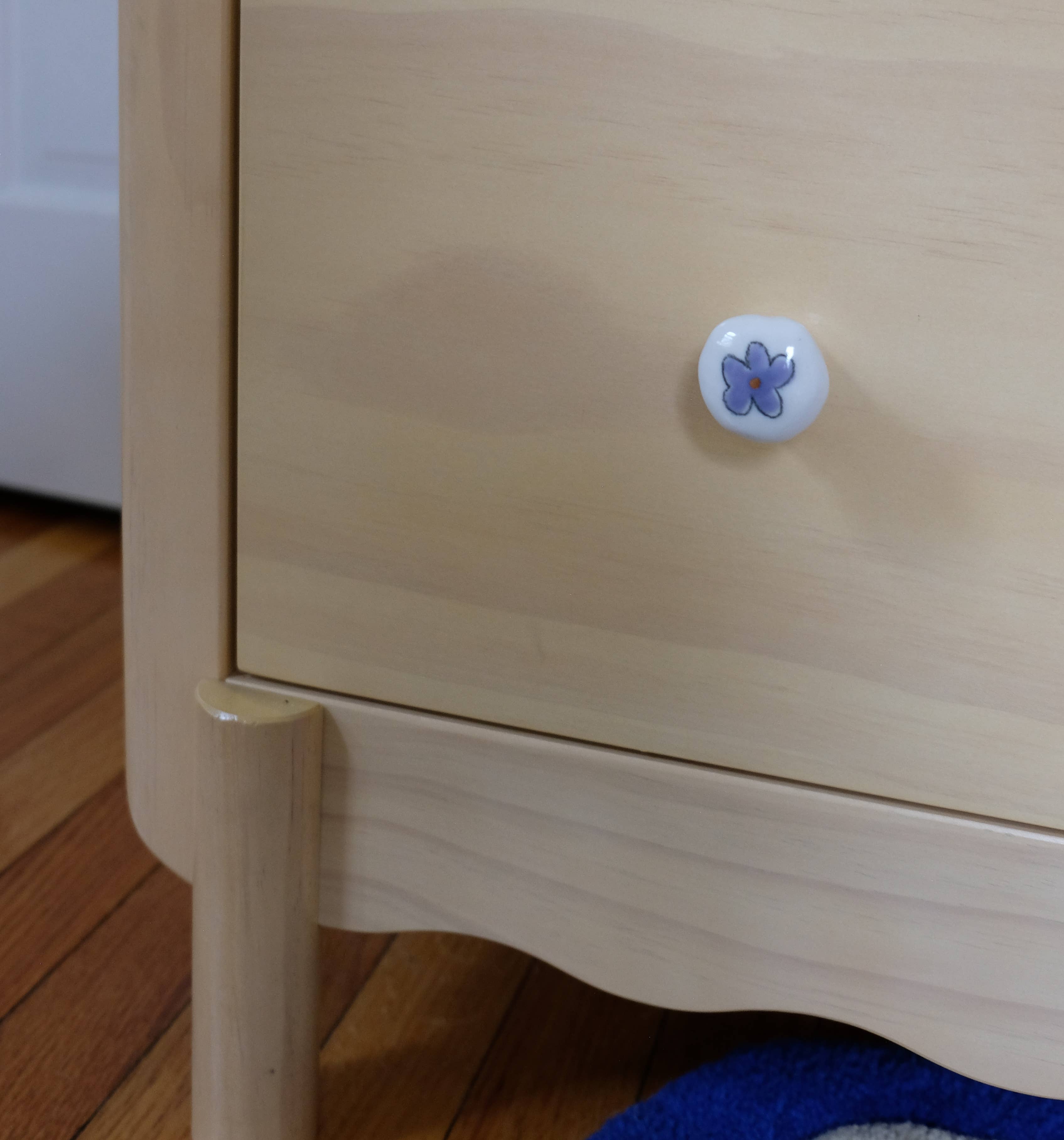 Cosmos Pottery - Wholesale Knob/Pull - Porcelain Drawer Pull5