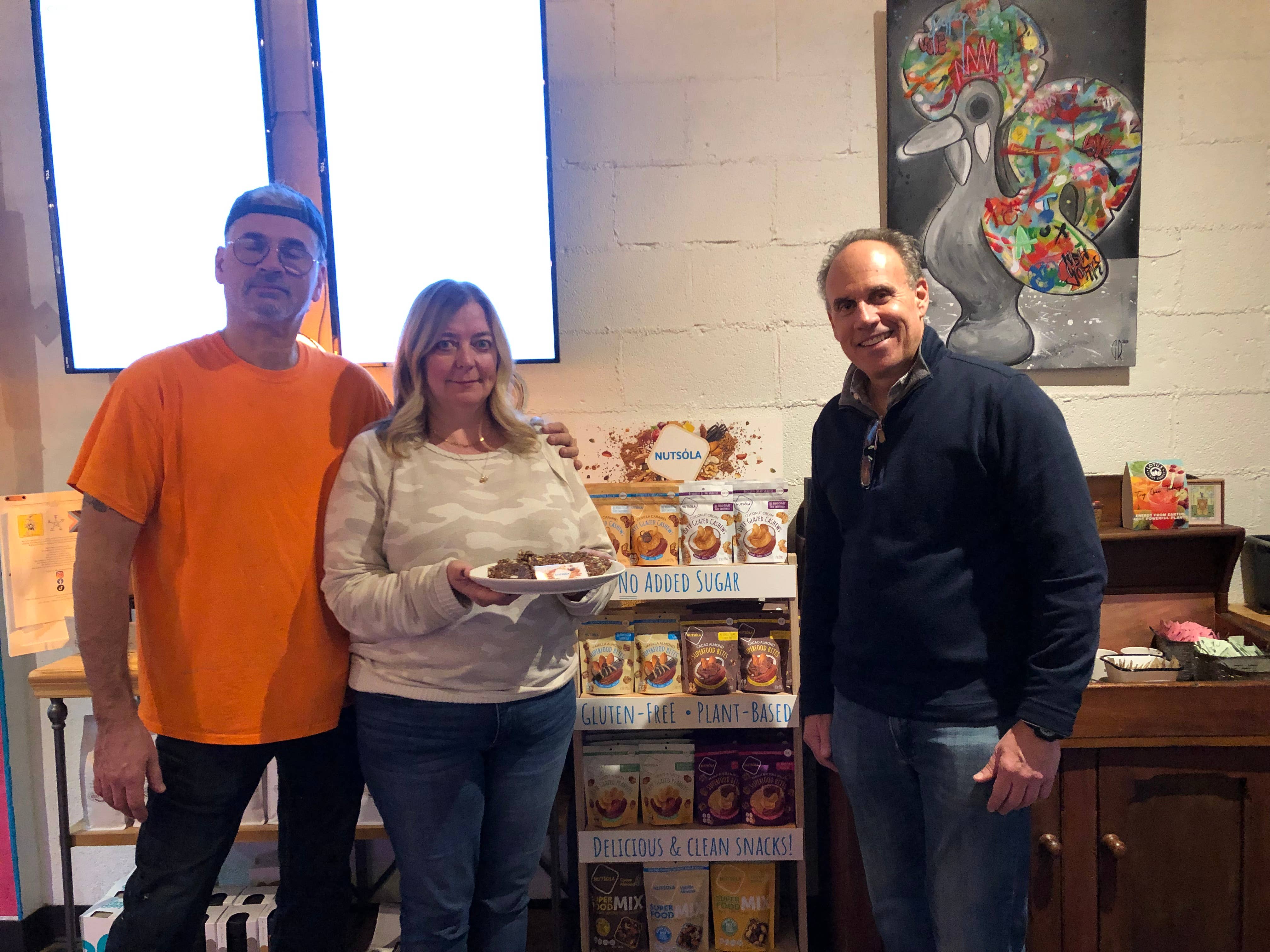 NUTSÓLA - Wholesale Retailer Display - Food & Drink - NUTSÓLA Display Rack3