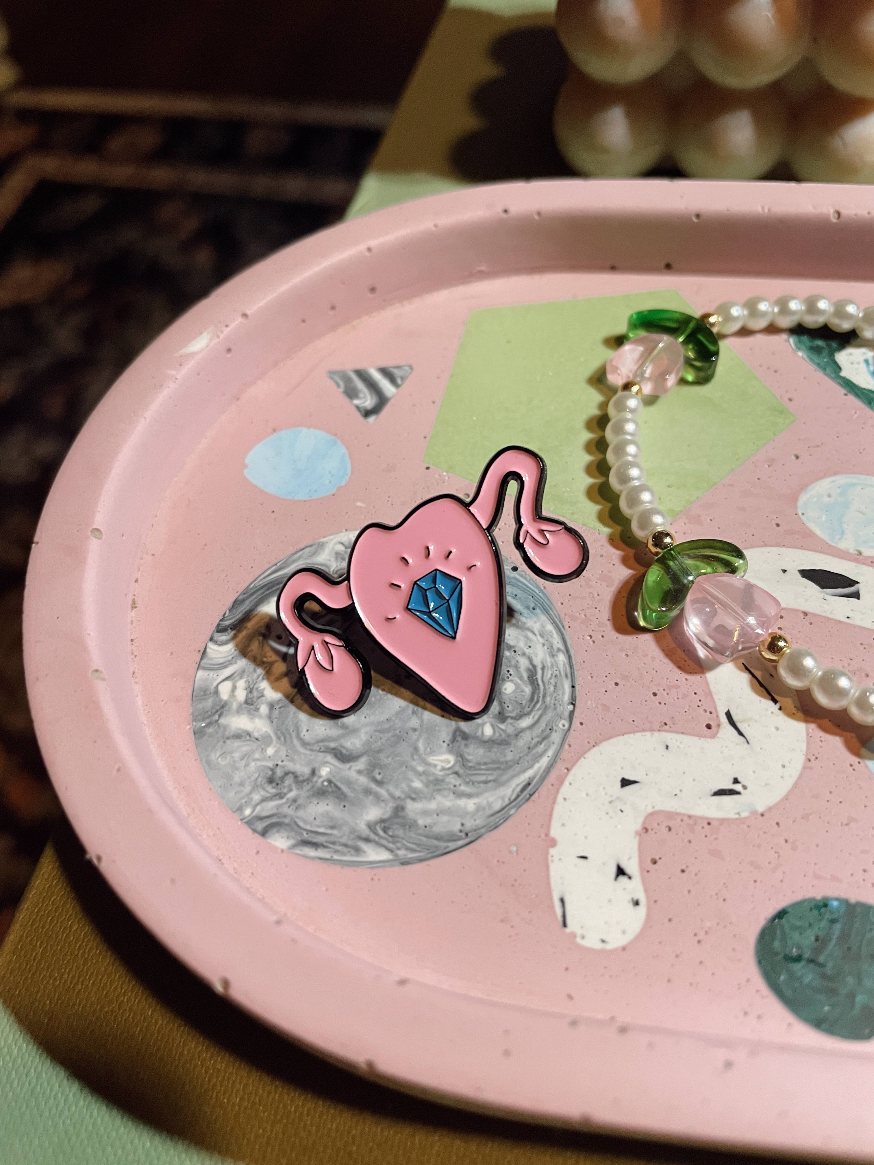 Girl Gang Craft - Wholesale Lapel Pin/Button - Uterus Enamel Pin1