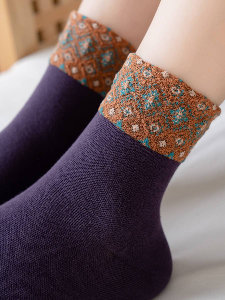 Tourtiwi – Engroshandel Strømper - Dame – Kvinders retro farveblokkerede blomstrede enkle mellemstrømper5