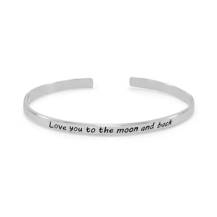 Bracciale rigido con scritta in lingua inglese «Love you to the moon and back» per la vendita all'ingrosso da parte di Silver Stars Collection