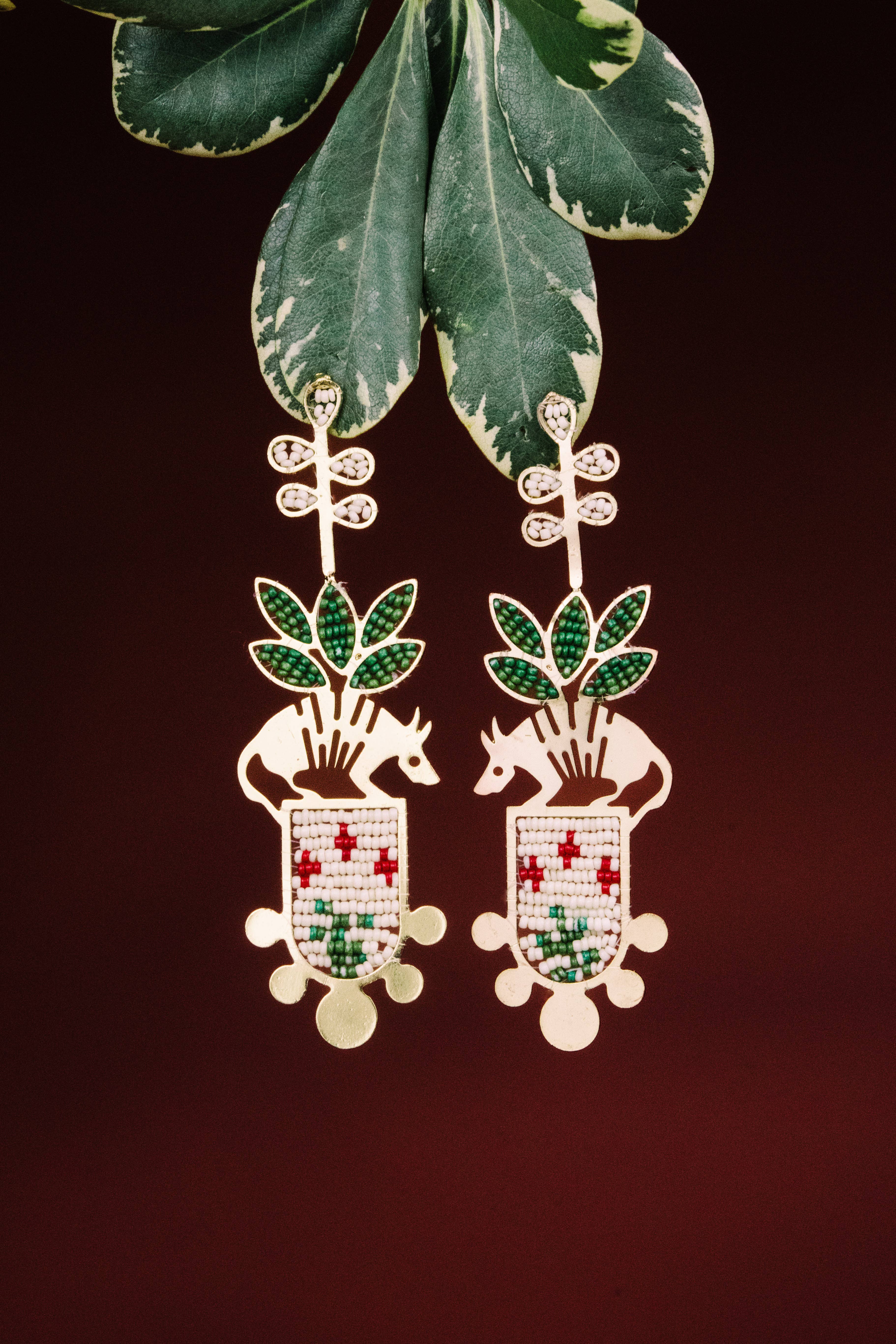 Mountain Maiden Co. - Wholesale Dangle Earrings - Wild Armadillos