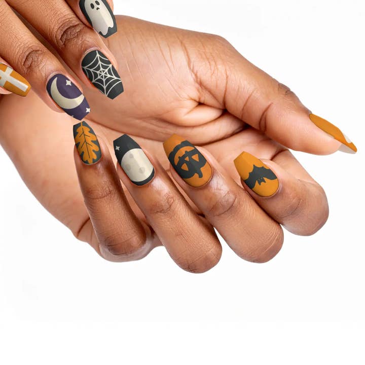 FYNE BODY - Wholesale Press-on/fake nails - Ghoul Glow Ghostly Glam Press-On Nails60