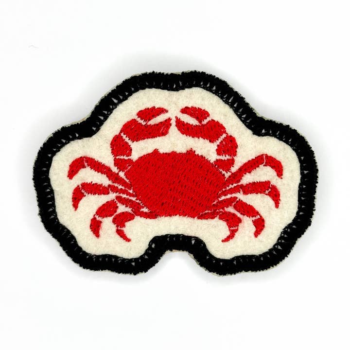 Sapateira Dungeness Ferro Sobre Patch por atacado de Little Ann Studio