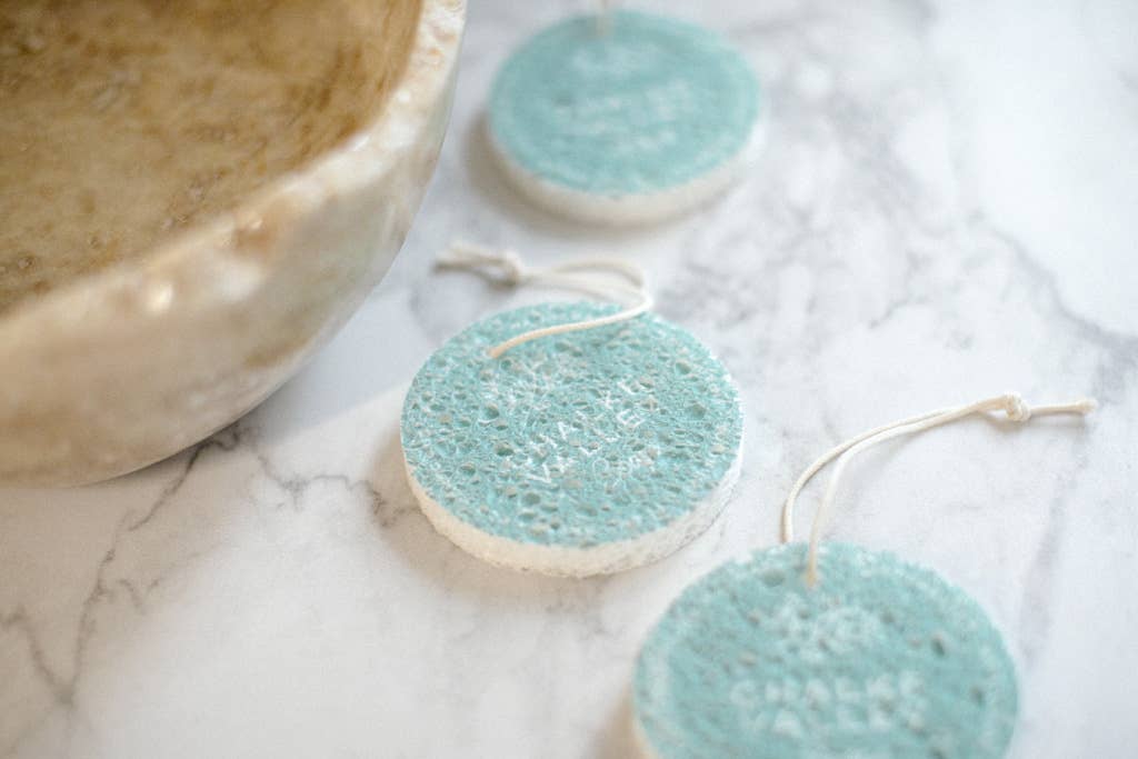 Chalke Valley Soaps – wholesale Facial cleanser – Compostable Magic Sponge for Gentle Facial Cleansing8