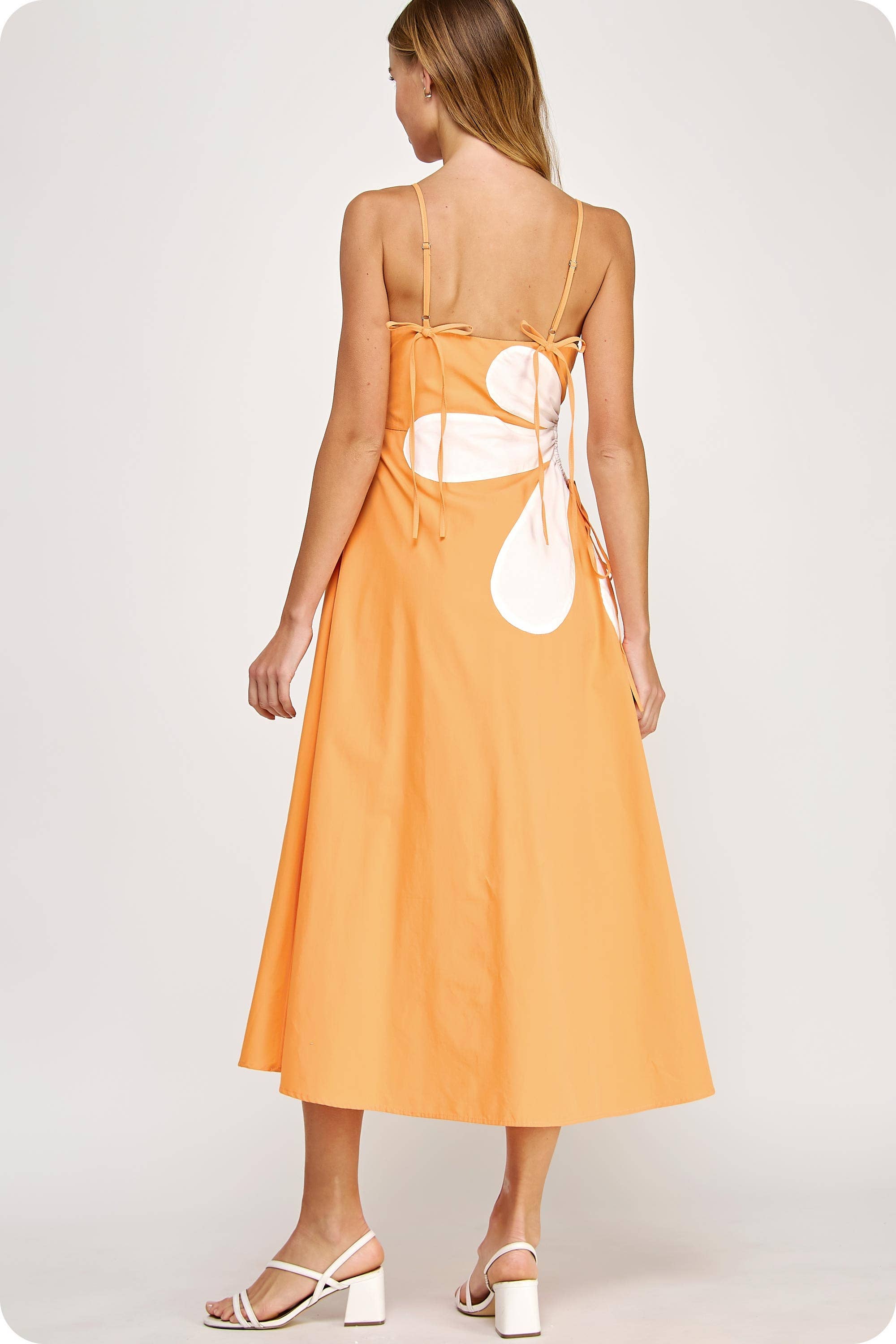 Strut & Bolt - Wholesale Dress - Women's - Sleeveless Side Cut-Out Flower Detail Midi Dress28