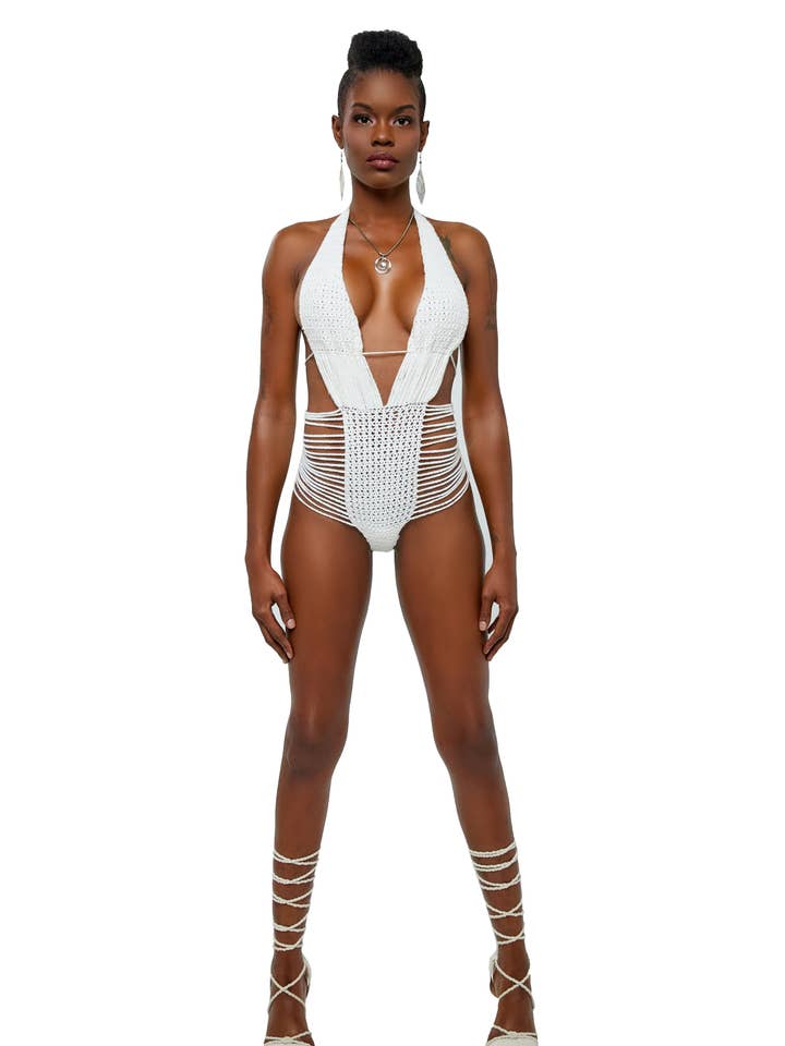 Octavia Monokini in bianco per la vendita all'ingrosso da parte di Novados Swim