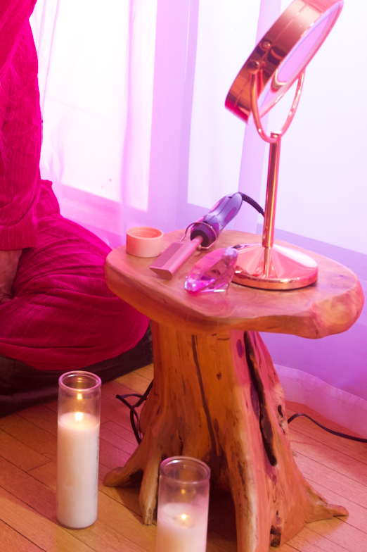 The Frontal Queen - Wholesale Straightener/Flat Iron - THE HOT STYLER Hot Comb2