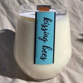 Kissing Bees Candle for wholesale by Brave Aurora Co.