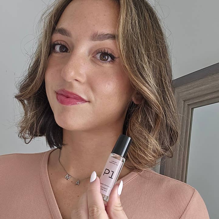 PICNTELL - Wholesale Roll-On Fragrance - P1 Perfume - PICNTELL's Impression of Baccarat Rouge 5403