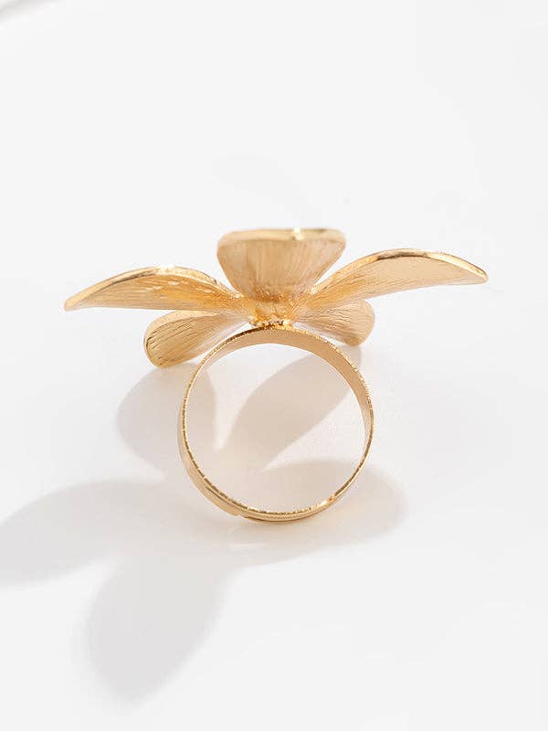 VividLux – Großhandel Cocktail-/Statement-Ring – Zubehör für glänzende Ringe in Blumenform6