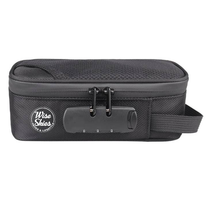 Wise Skies – wholesale Humidor/cigar accessory – Wise Skies Lock Smell Proof Bag Carry Case3
