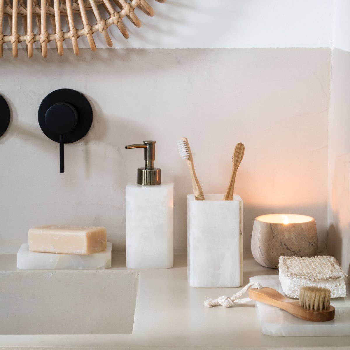 Andrea House - Wholesale Soap Dispenser - White marble bathroom dispenser1