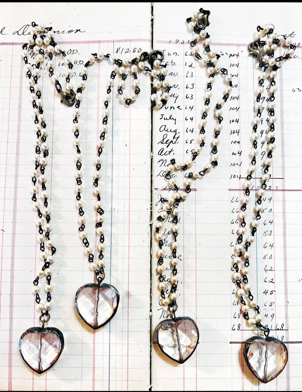 Vintage Bliss - Wholesale Pendant/Charm Necklace - Soldered Mini Glass Heart Beaded Chain Necklace