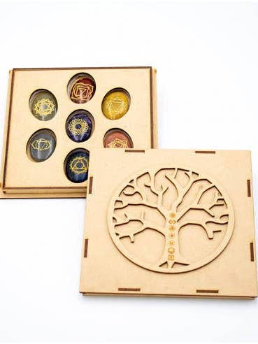 Reiki stenen set inclusief houten doos met verschillende motieven voor wholesale door Kimago's Home
