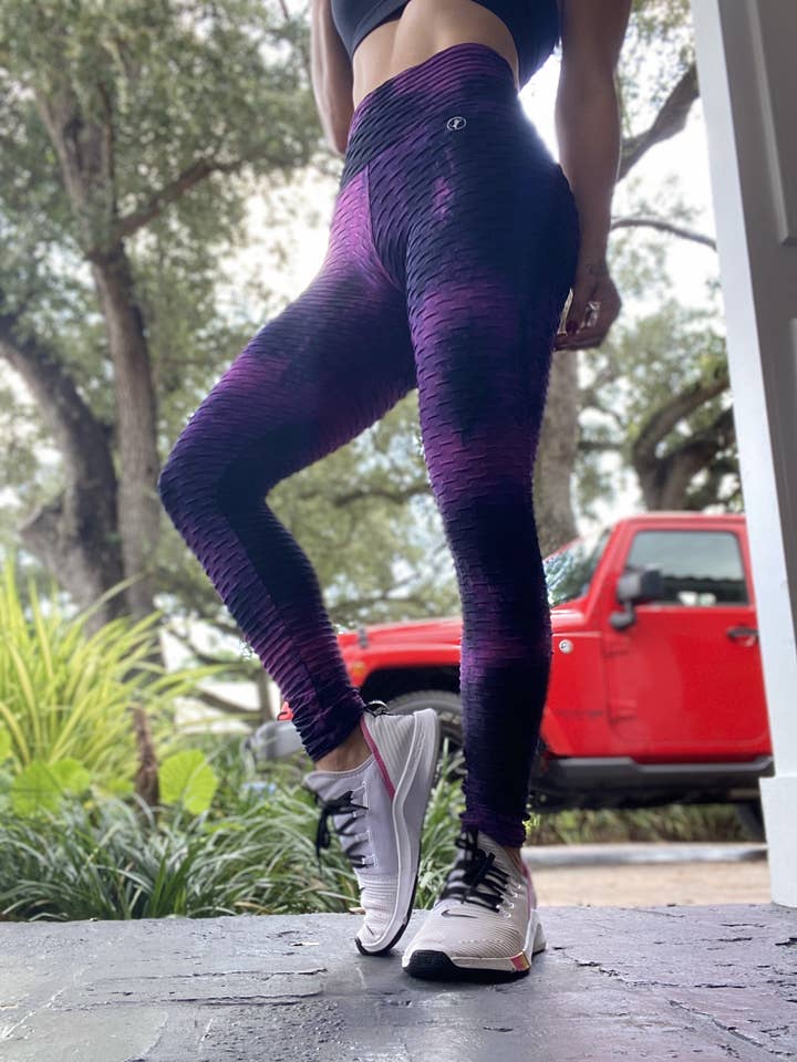 Tie Dye brésilien zéro défaut noir et violet pour la vente par Abs2B Fitness Apparel