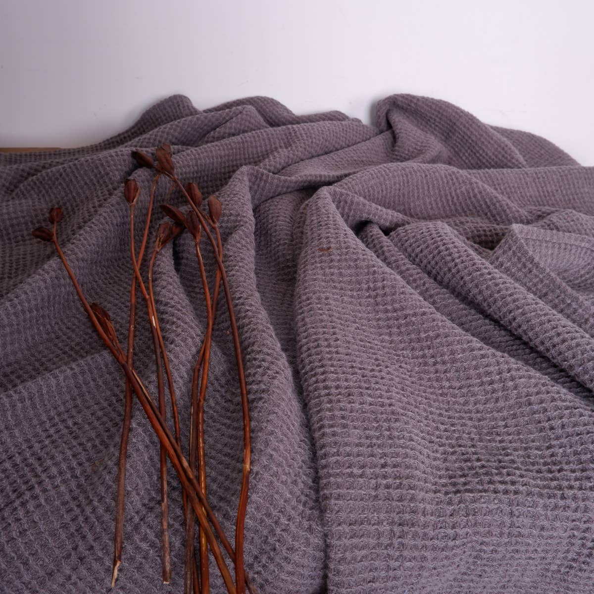 NorraVilla - Wholesale Bath Towel - dark gray - waffle linen towel6