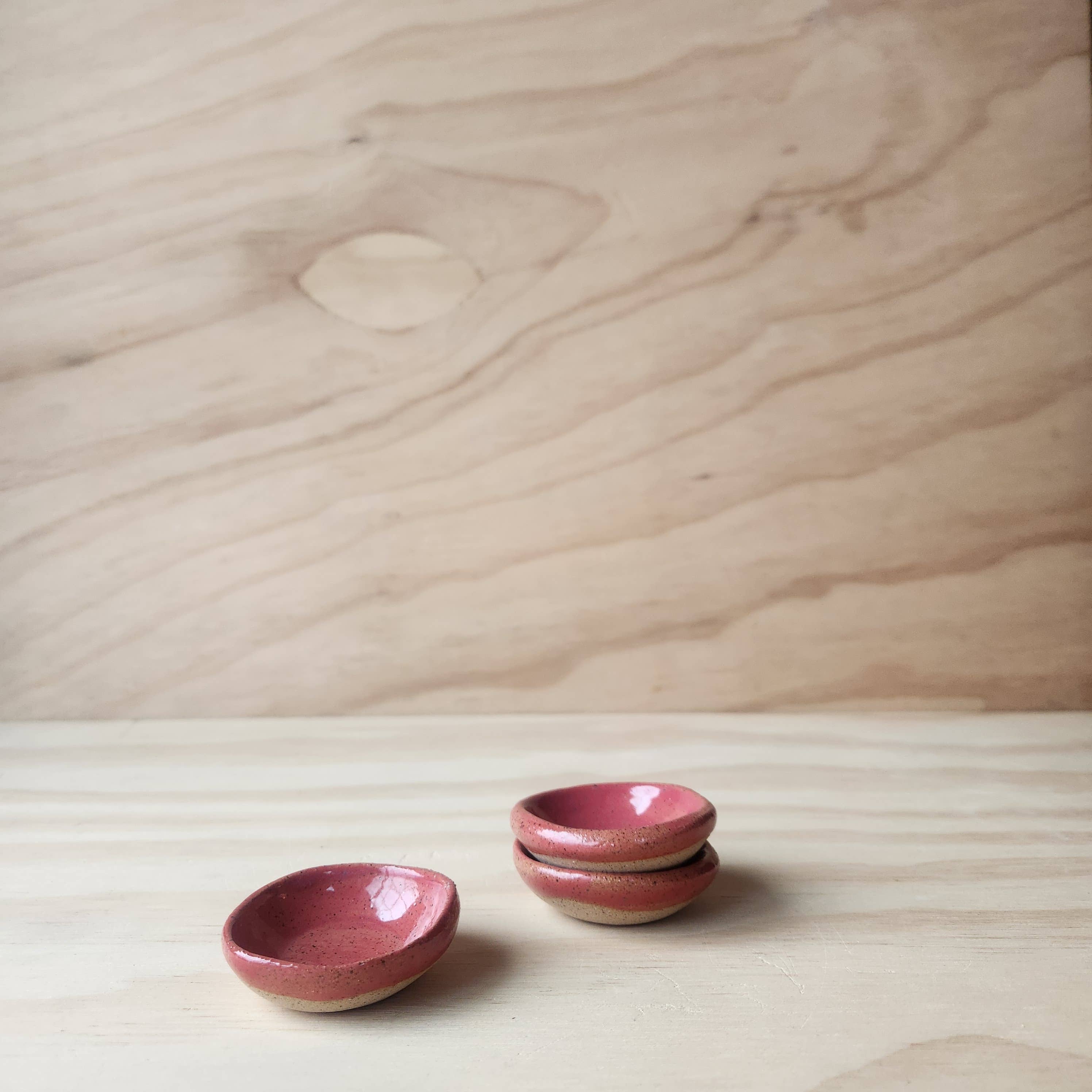 Tactile Earth - Wholesale Bowl - Mini Bowl (1.5 oz) | Specky White7