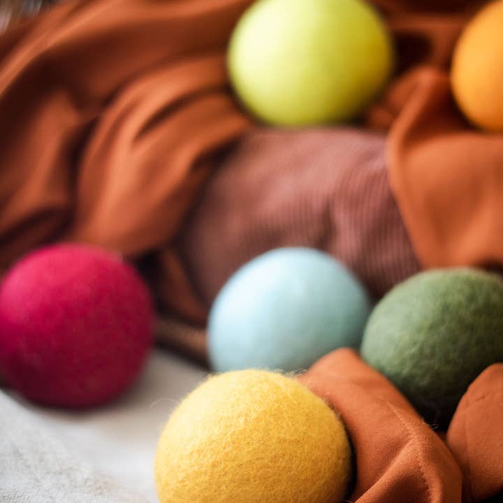 Friendsheep - Wholesale Dryer Balls - Harvest Moon Eco Wool Dryer Balls2