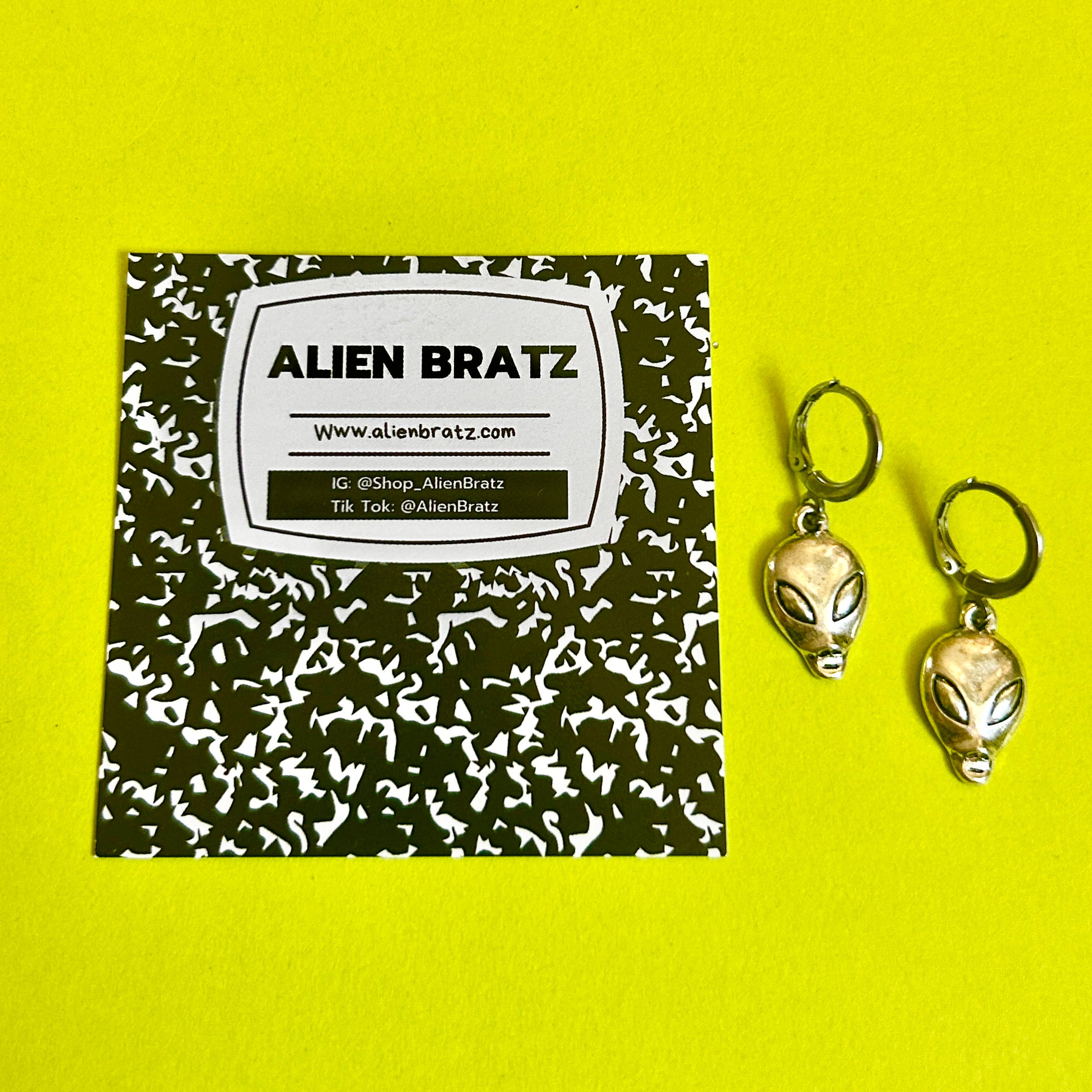 Alien Bratz - Vente Boucles d'oreilles pendantes - Boucles d'oreilles extraterrestres Boucles d'oreilles funky Boucle d'oreille en argent Festival2