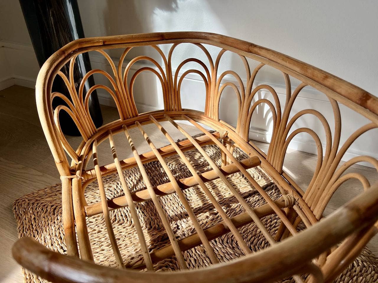 Flair Interiors - Wholesale Bed voor huisdieren- Kat/hond - Handgemaakte rotan huisdierbedden voor honden en katten.4