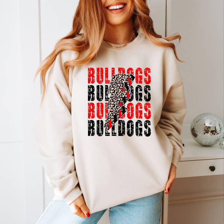Bulldog-sweatshirt met luipaardprint bliksemschicht voor wholesale door Pecan Creek Designs