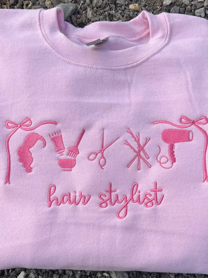 Wills Creek Designs – Engroshandel Sweatshirt - Dame – Frisør Engros Broderet Sweatshirt