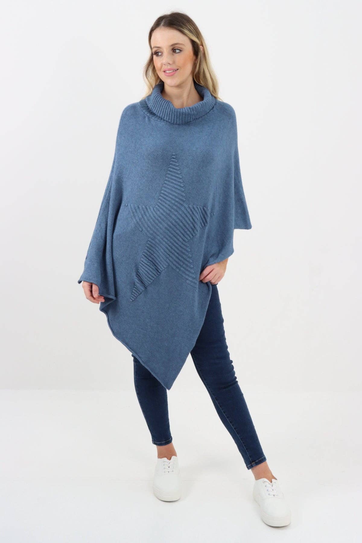 Miss Bold – Engroshandel Poncho - Dame – Italiensk strikket lagenlook poncho med stjernemønster og rullekrave7