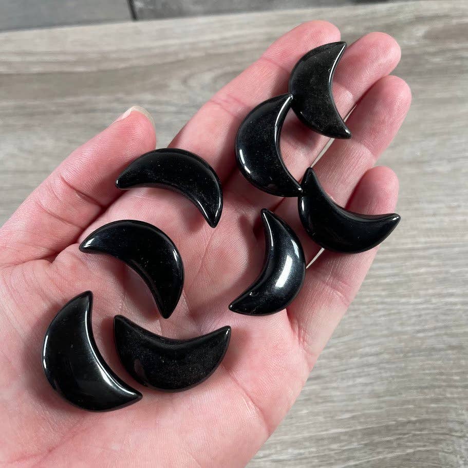 Keystone Crystals - Wholesale Spiritual Stone/Crystal - Assorted Gemstone Moons   – 1 Inch Crescent Moon Carvings26