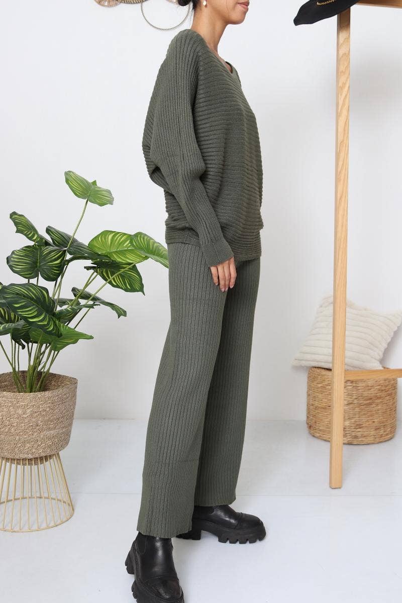 DIX-ONZE - Wholesale Top & Pant Set (NOT Loungewear) - Women's - Ribbed Fine Knit Set – Oversized Sweater & Wide-Leg Pants9