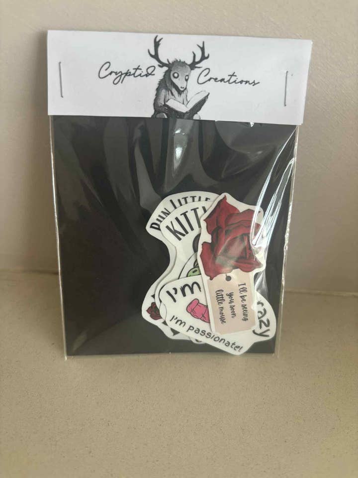 Pegatina oficial con licencia de Haunting Adeline H D Carlton 5 para venta al por mayor de Cryptid Creations