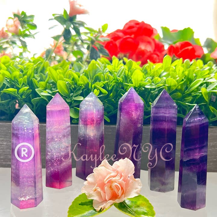 Atacado Lote 1 lb Natural Magenta Fluorita Obelisco Ponto Varinha Cristal Cura Energética por atacado de KayleeNYC