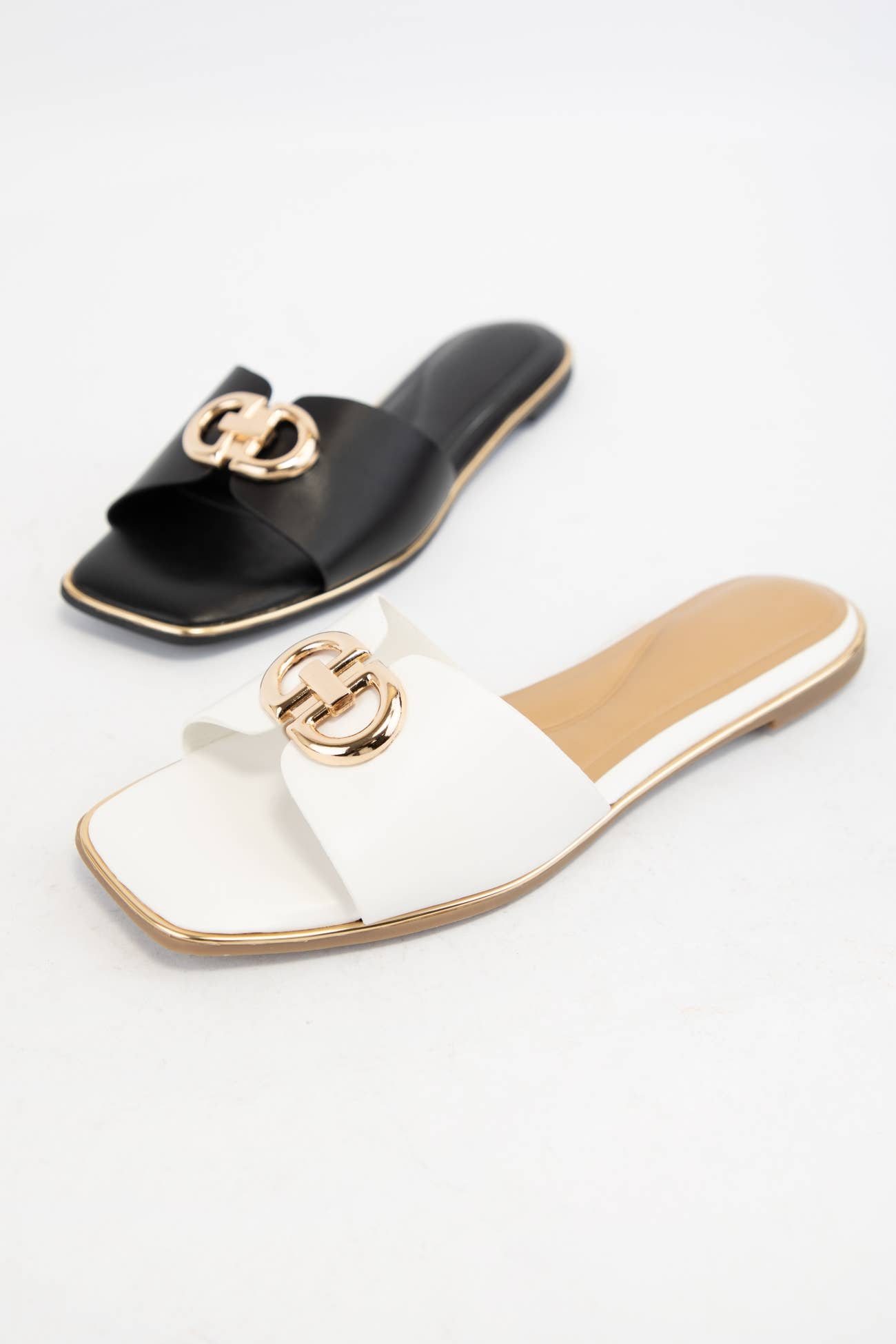 CCOCCI - Wholesale Sandals – Women's - RIMU-01 SEMI SQUARE TOE SLIP-ON SANDALS