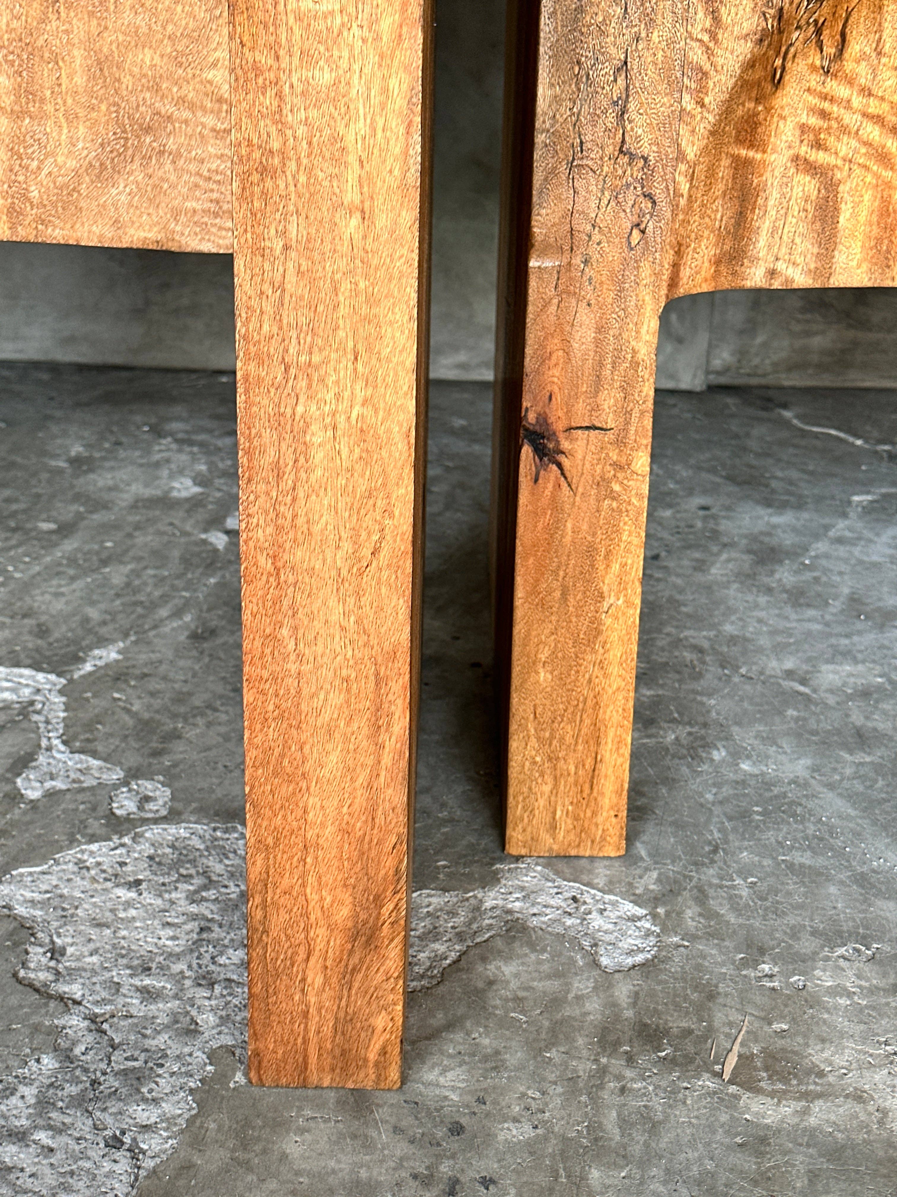 Office Objets - Wholesale Coffee Table - Massive mango wood table 2m10x1m6