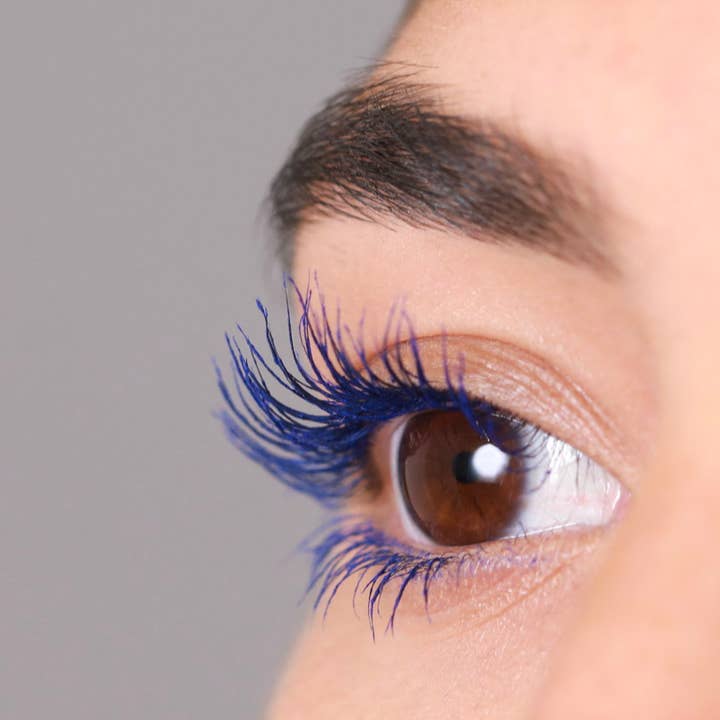 Chella Brow & Eye Collection - Wholesale Eyelash Curler - Deluxe Heated Eyelash Curler1