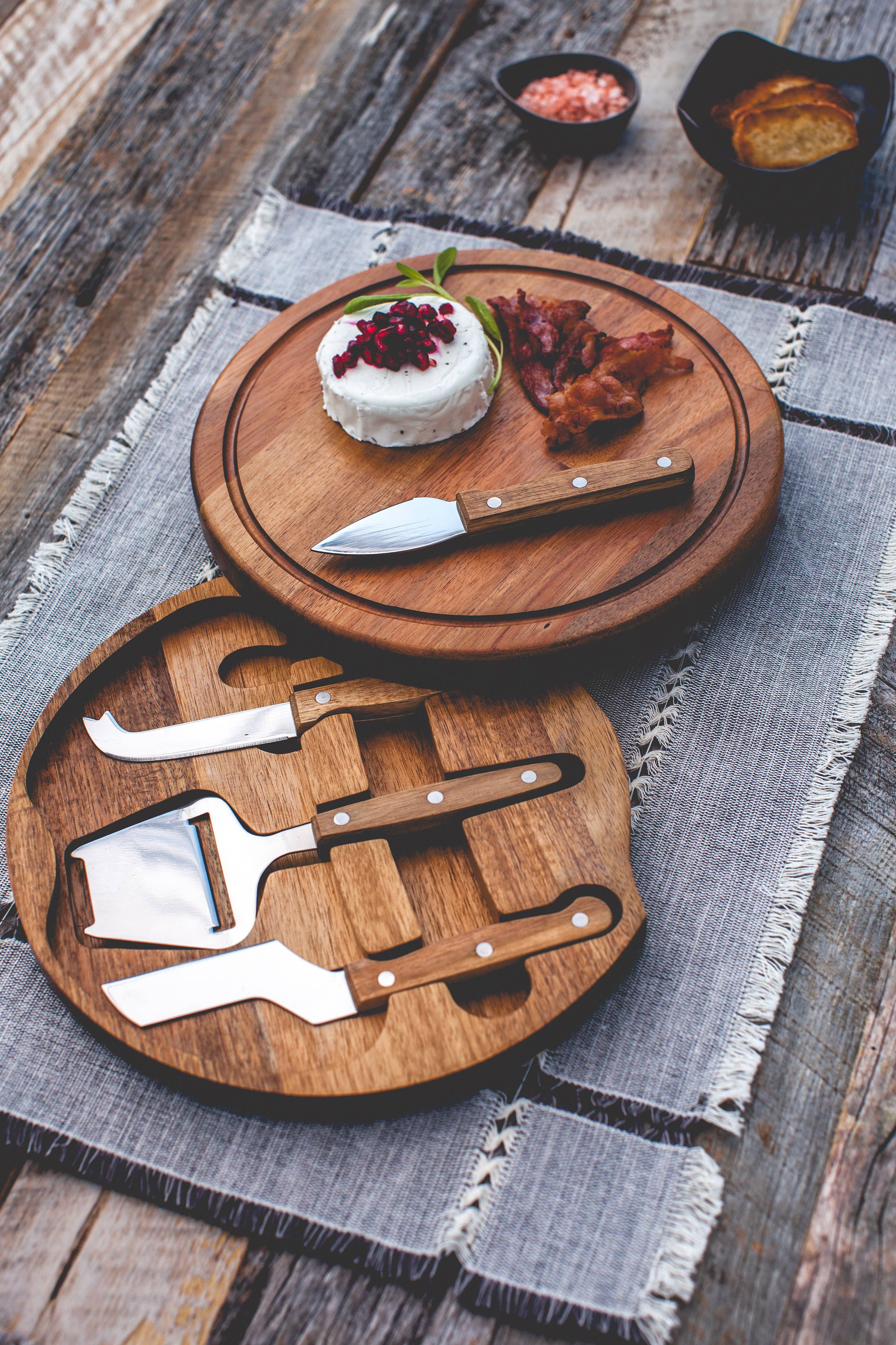 Acacia Circo Cheese Cutting Board & Tool Set for wholesale on Faire5